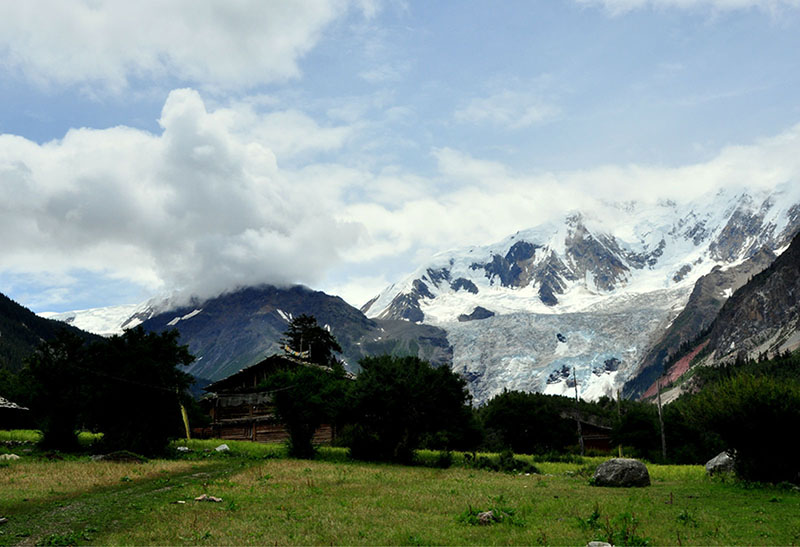 米堆冰川遠景