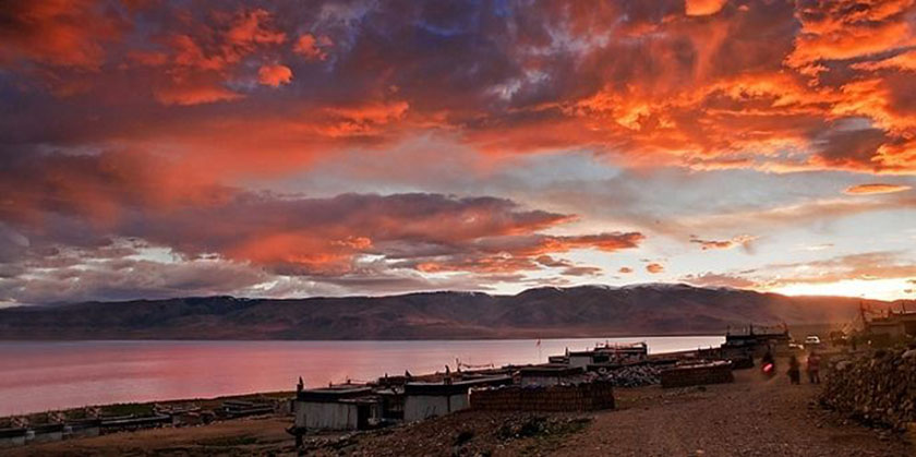 西藏夕阳