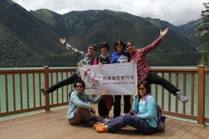 【首飞 林芝团】西藏林芝桃花节+拉萨+珠峰+羊湖+纳木错10日游
