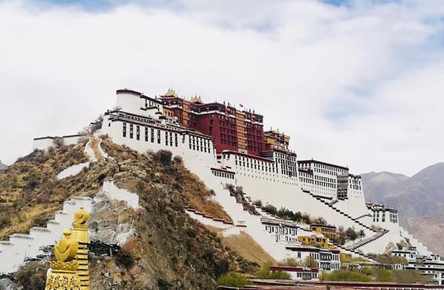 西藏旅行社