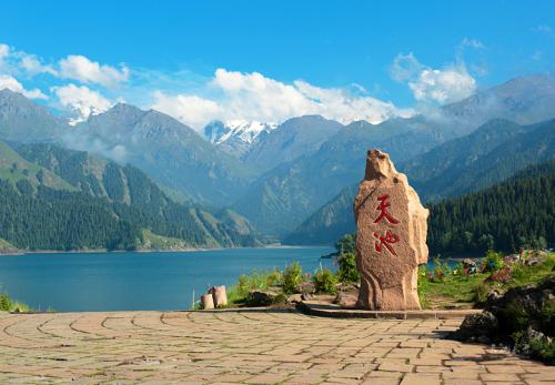 天山天池、吐魯番、五彩灘、魔鬼城、喀納斯、禾木—醉美疆湖8日游