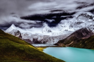 西藏絕世秘境：薩普冰川