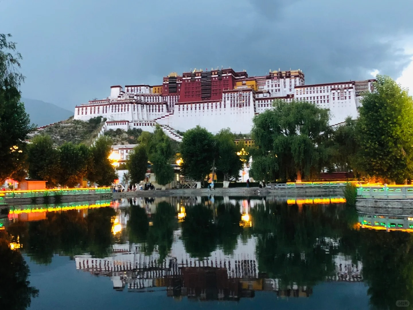 西藏旅遊哪個季節人少