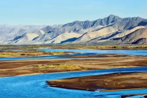 探索聖地：西藏山南之旅