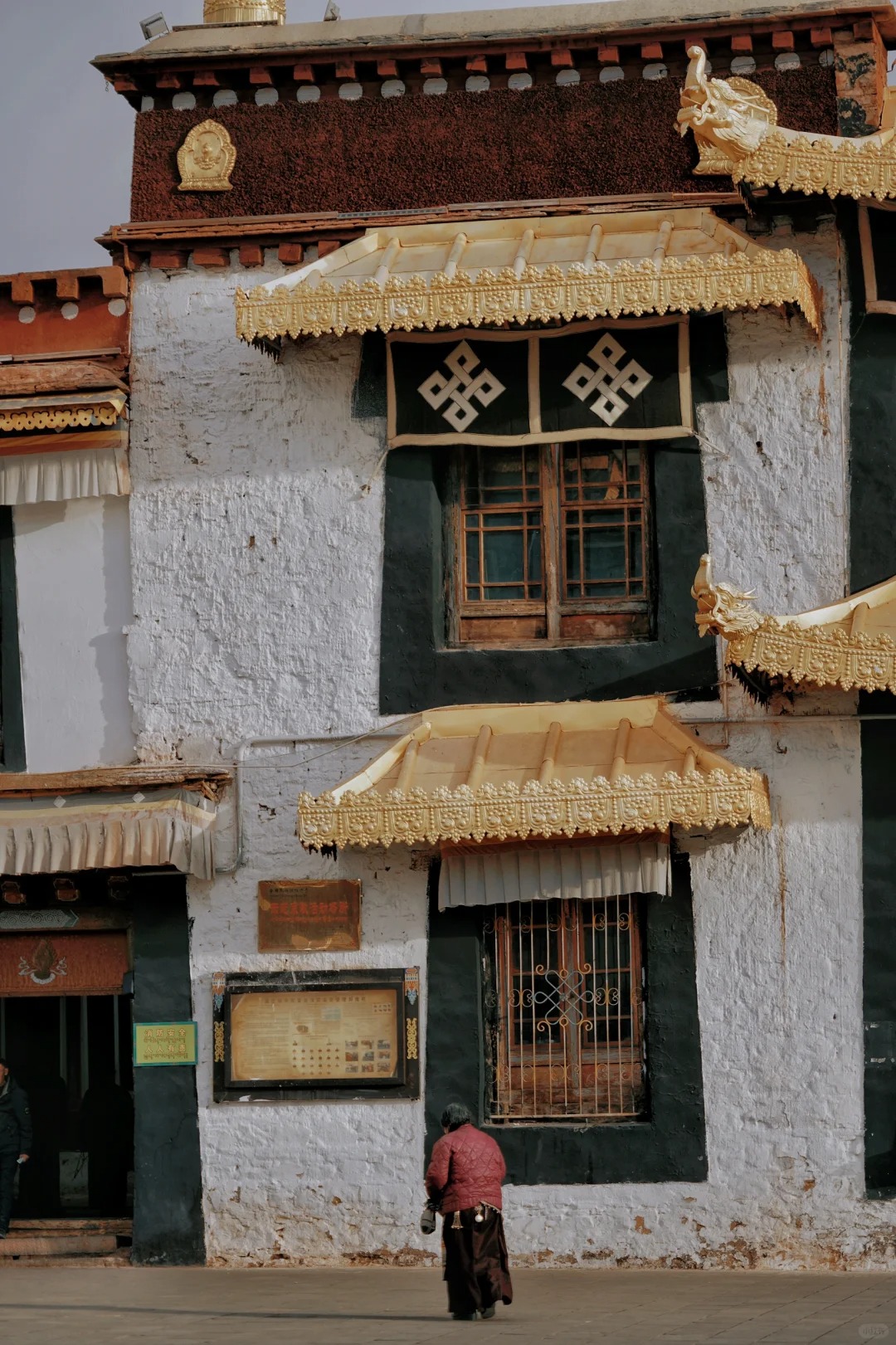 西藏文化瑰寶——強巴林寺旅行全攻略