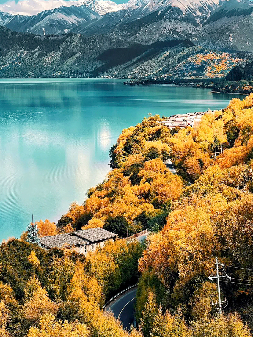 想10-11月进藏旅游的，这条路线绝不可错过