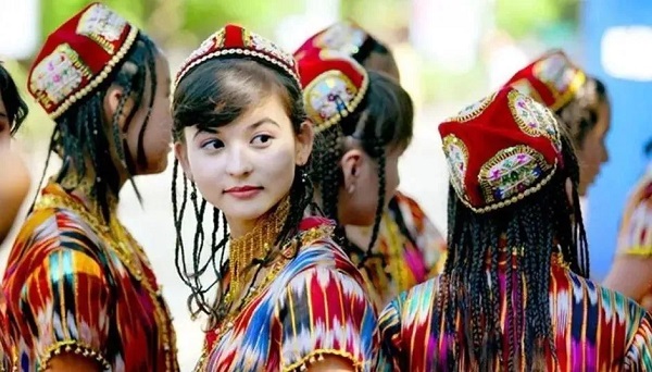 維吾爾族服飾