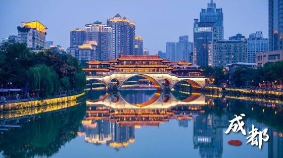 第一次去成都九寨溝必看攻略：人文與自然之旅
