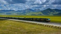 青藏火車時刻表與始發車次指南：七大城市出發、觀景段與購票攻略