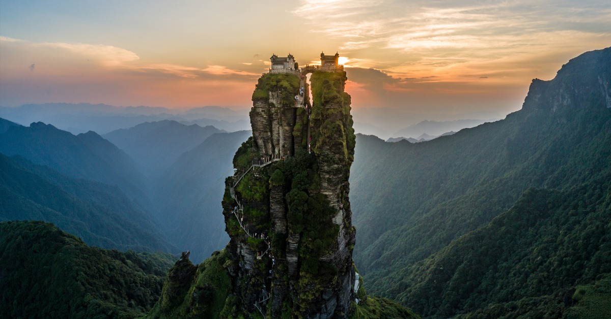 張家界貴州7日深度遊｜鳳凰古城梵淨山世界遺產山水與人文之旅