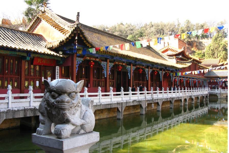 雲南昆明-元陽-大理-麗江-香格里拉12日全景精品遊