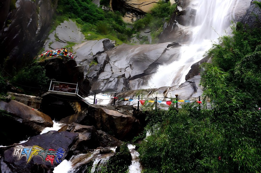 卡定沟天佛瀑布(1)