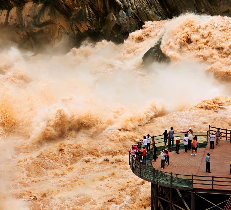 雲南麗江-香格里拉-虎跳峽徒步探險7日遊