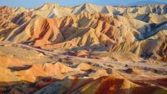 絲綢之路黃金線10日深度遊:烏魯木齊-敦煌-嘉峪關-張掖-青海湖-茶卡鹽湖