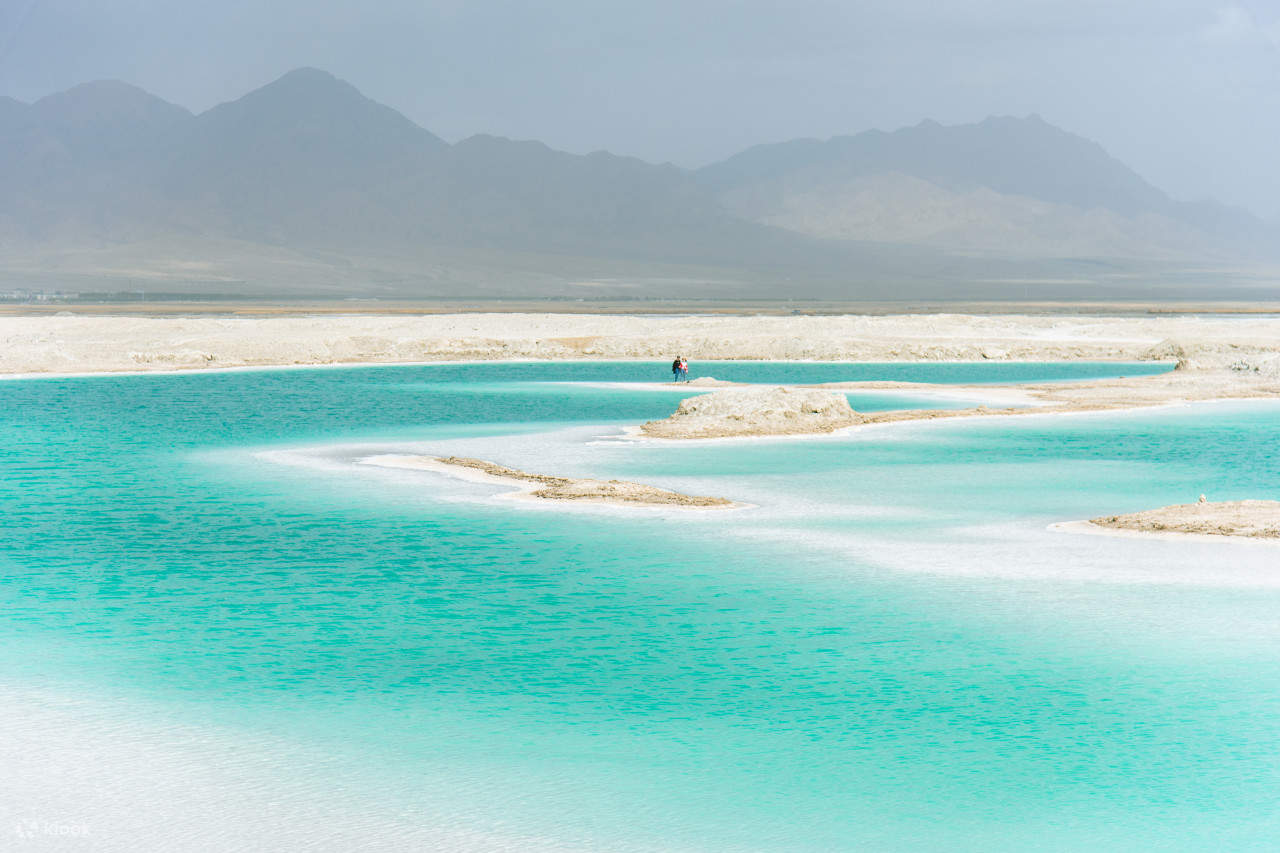 探索神秘大西北9日游丨青海湖+茶卡鹽湖+水上雅丹+黑獨山+莫高窟+鳴沙山+七彩丹霞