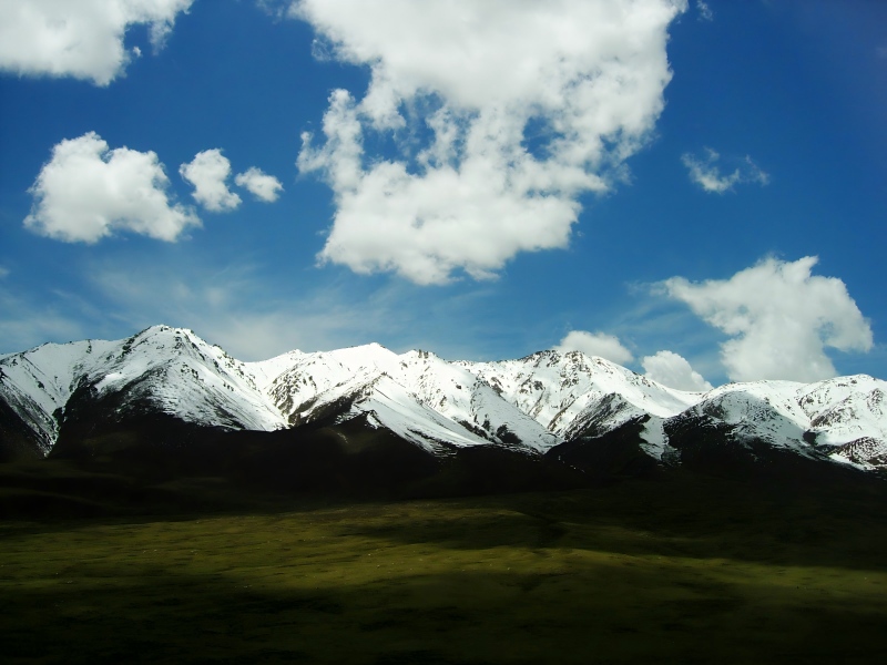 探索神秘大西北9日游丨青海湖+茶卡鹽湖+水上雅丹+黑獨山+莫高窟+鳴沙山+七彩丹霞