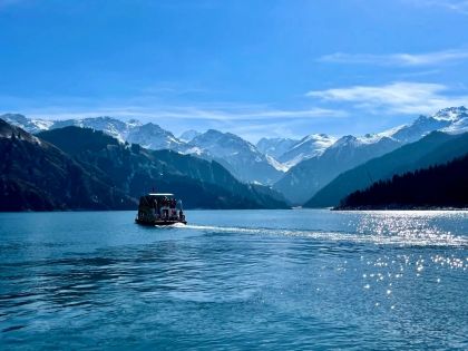 從雪山到沙漠:一趟新疆旅行能看到多少種風景?