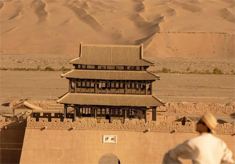 甘南川西北＋河西走廊11日大環線攻略｜拉卜楞寺·若爾蓋草原·敦煌莫高窟精華路線