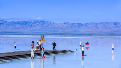 茶卡鹽湖旅遊攻略|中國“天空之境”完整指南,域龍旅行社帶你探訪夢幻鏡湖