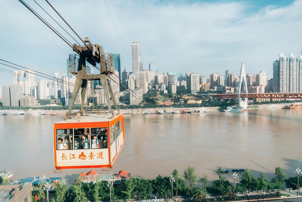 重慶成都6日行程｜武隆天生三橋-李子壩輕軌-熊貓基地-樂山大佛