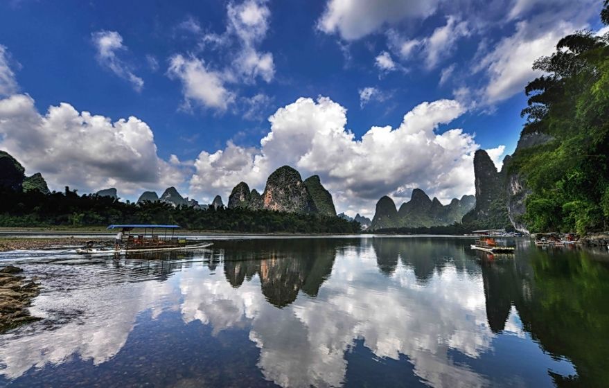 西安-張家界-桂林文化與自然精華8日遊