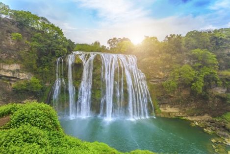 貴州黃果樹瀑布攻略：沉浸式探秘亞洲第一瀑