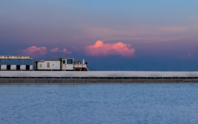 重走絲路|烏魯木齊+吐魯番+敦煌+嘉峪關+張掖+西寧+青海湖+茶卡鹽湖+西寧絲綢之路經典10日遊