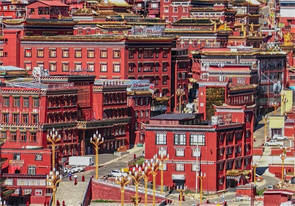 甘南川西北環線八日遊｜拉卜楞寺、郎木寺、扎尕那、色達佛學院深度之旅