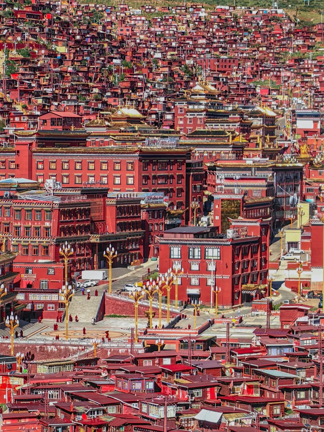 甘南川西北環線八日遊|拉卜楞寺、郎木寺、扎尕那、色達佛學院深度之旅