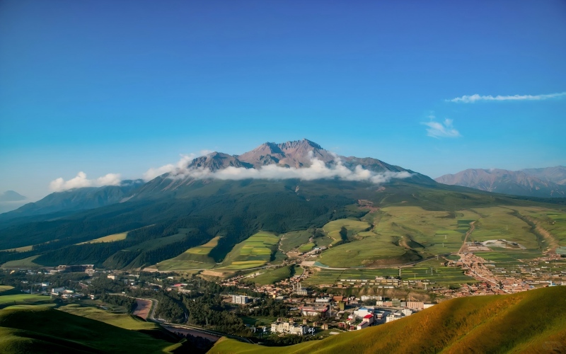 戈壁水鄉六日·七彩丹霞,巴丹吉林沙漠