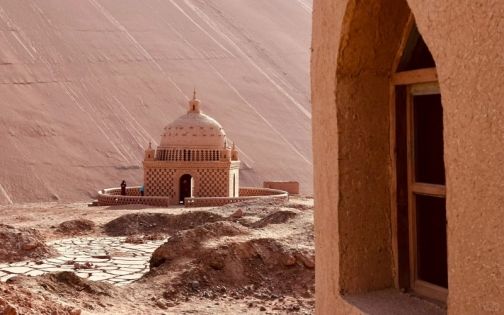 沙漠回忆｜火焰山后山、千佛洞与坎儿井_1_COMING UP FOR AIR_来自小红书网页版