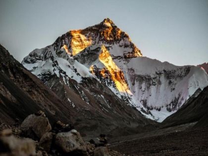 珠峰大本營天氣全攻略：季節變化、攀登期、裝備選擇