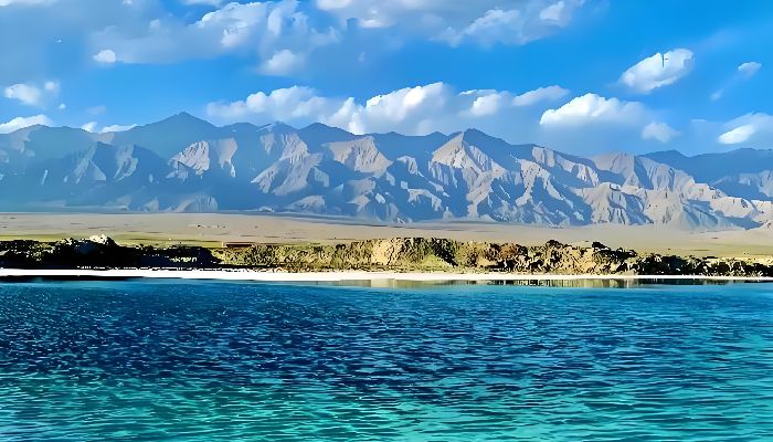 青海湖全景風光