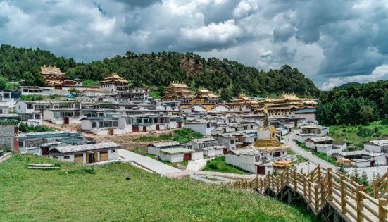 探訪拉蔔楞寺：深入甘南，規劃一場沉浸於藏傳佛教文化精髓的旅程