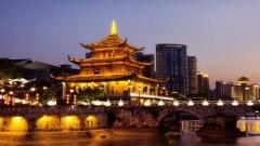 貴州甲秀樓：鰲磯浮玉間的百年風華與遊賞指南