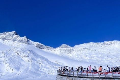 四川達古冰川海拔揭秘：帶你安心暢遊冰雪秘境