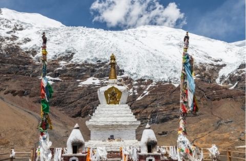 卡若拉冰川門票全攻略:參觀必看購票指南與行程規劃建議