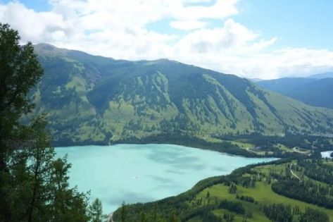 2026香港至新疆旅行全攻略：從交通行程到費用實用指南，港人專屬出行手冊