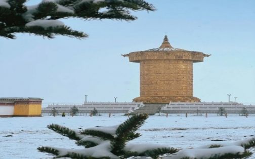 雪中宁玛寺，世界上最大的转经筒_2_小安哥_来自小红书网页版
