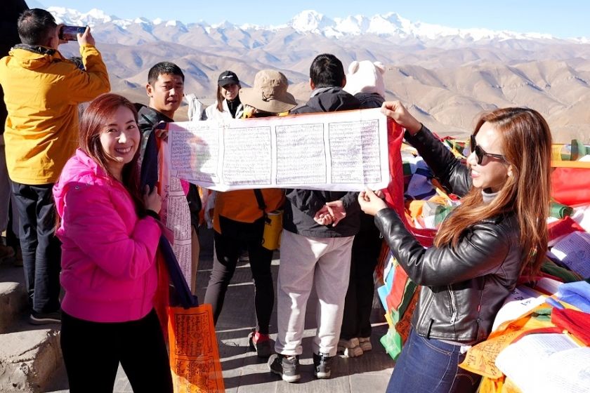 西藏聖湖羊卓雍措5日深度遊｜拉薩聖城純玩體驗・環湖全景之旅
