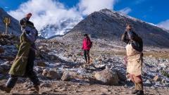 岡仁波齊 vs 珠峰大本營：選哪個？時間、體力與體驗比較