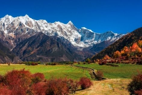 南迦巴瓦峰
