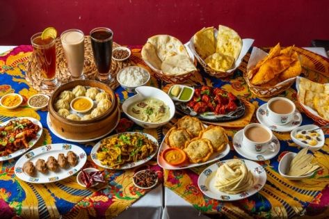 西藏山南美食攻略：從雅礱河谷到羊卓雍措的藏族飲食文化