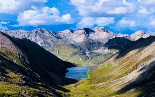 山南拉姆拉錯:藏地聖湖的朝聖指南