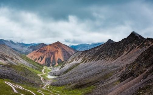 山南拉姆拉錯:藏地聖湖的朝聖指南
