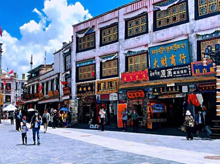 西藏八廓街