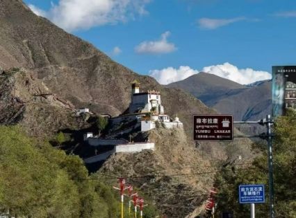 山南雍布拉康：西藏歷史上第一座宮殿的起點