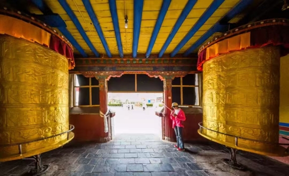 昌珠寺金轉經筒