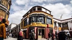 拉薩八廓街八廓街旅遊攻略：踏轉經古道尋覓藏族文化