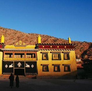 西藏昌都維色寺深度遊玩攻略 - 藏東信仰之地的全方位探索